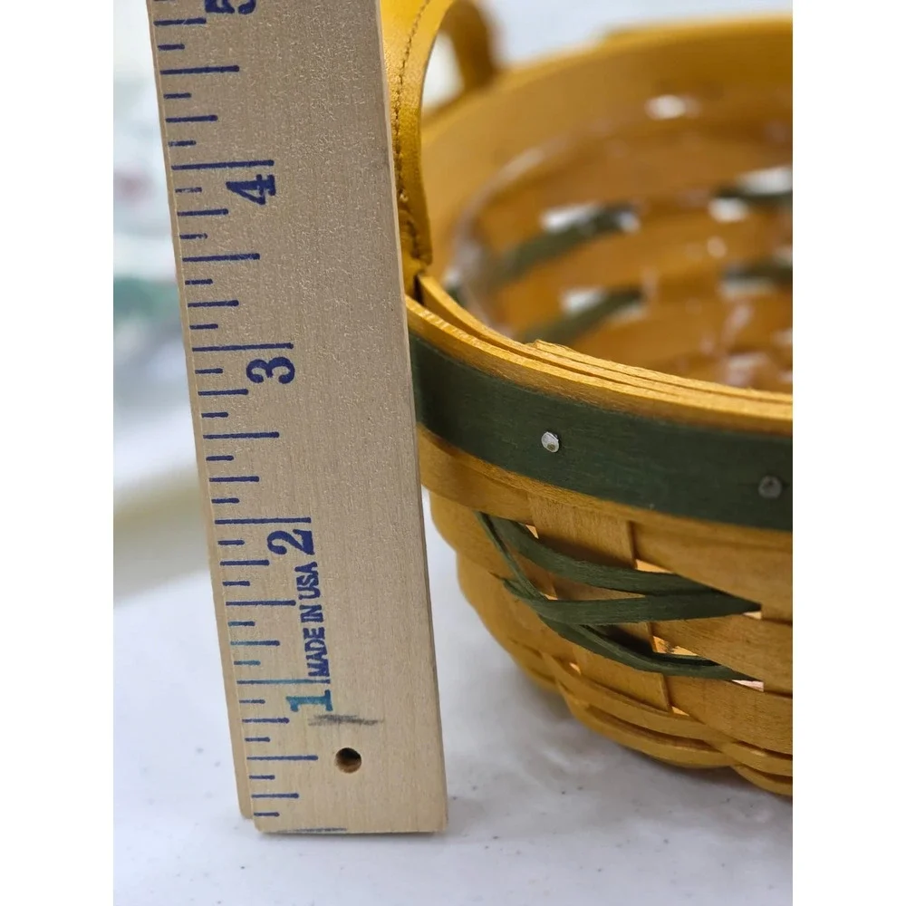 VTG Longaberger Peppermint Basket Yellow 1999 Tree Trimming Collection Holiday